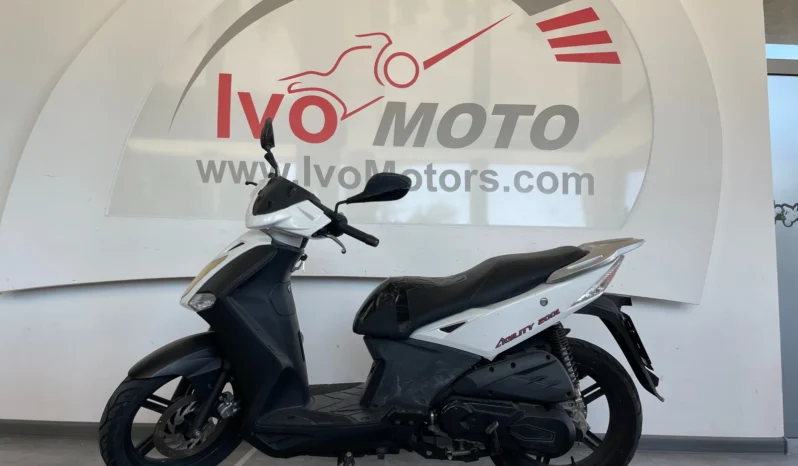 2011 Kymco Agility 200 M4947 – 1300 лева – 03