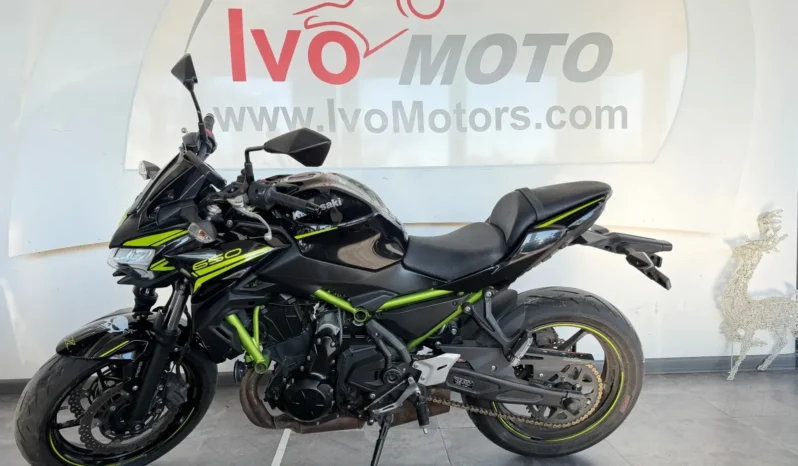 2020 Kawasaki Z 650 – M5026_2