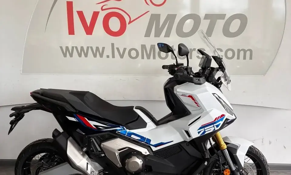 2026 Honda X-ADV X-ADV 750 – M5085_4