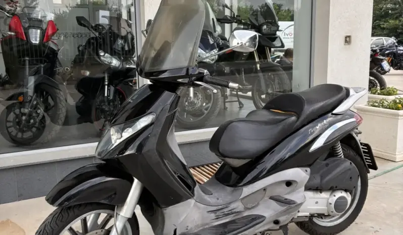 2004 Piaggio Beverly 250 – M5103 full