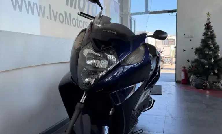 2006 Honda Silverwing 400 – M5120 full