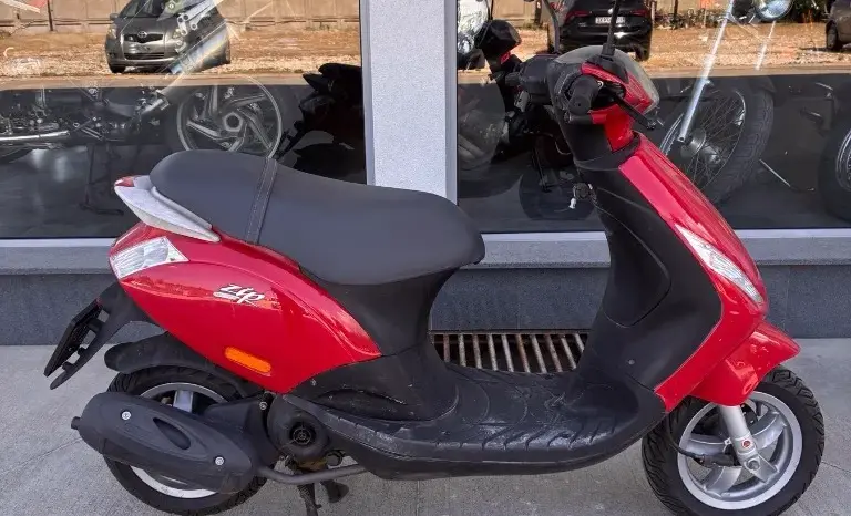 2009 Piaggio C25 49 – M5111 _ 01