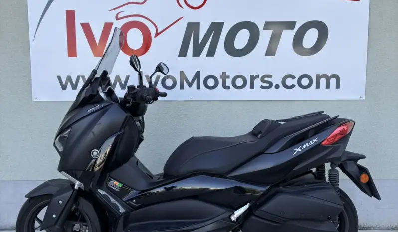 2019 Yamaha X-max IRON MAX – M5127_1