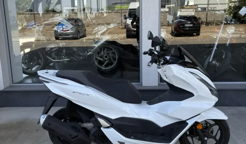 2022 Honda Pcx 125 – M5109 full